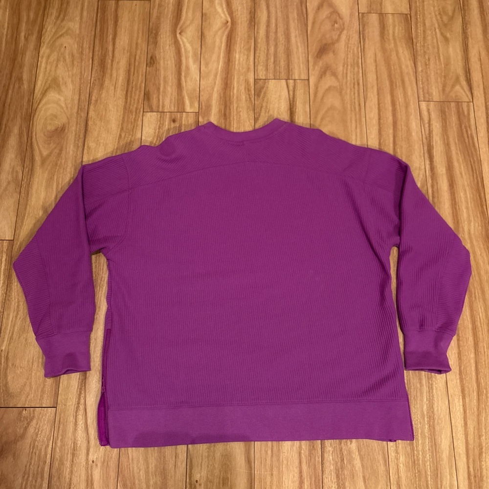 NWOT Under Armour Magenta Ottoman Fleece Crew Side Zip, Very Loose Fit msrp $100 - Picture 3 of 9